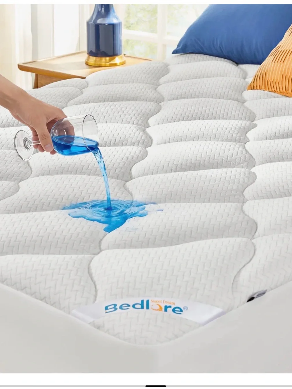Bedlore White Mattress Pad (Queen Size)